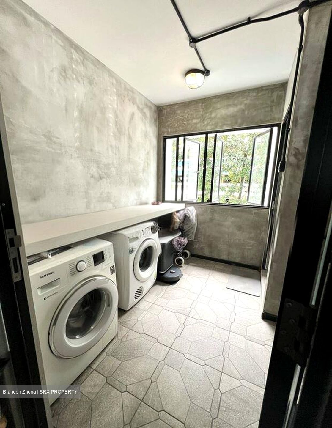 Blk 237 Pasir Ris Street 21 (Pasir Ris), HDB Executive #577072461